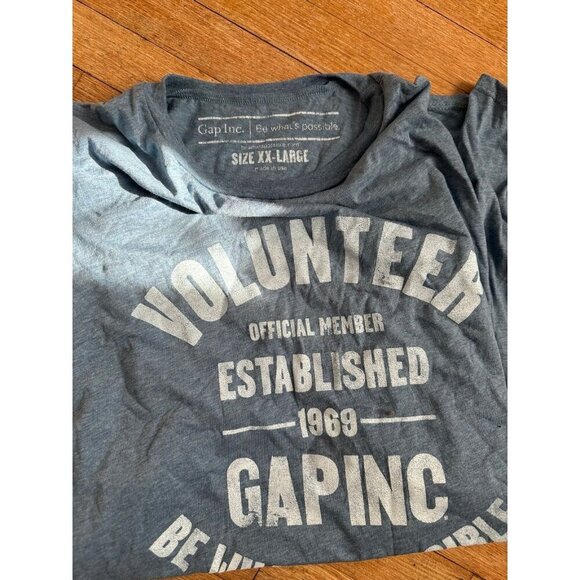 4 Volunteer GAP t-shirts sizes  Small, Medium & X-large 2X-large - Picture 4 of 11